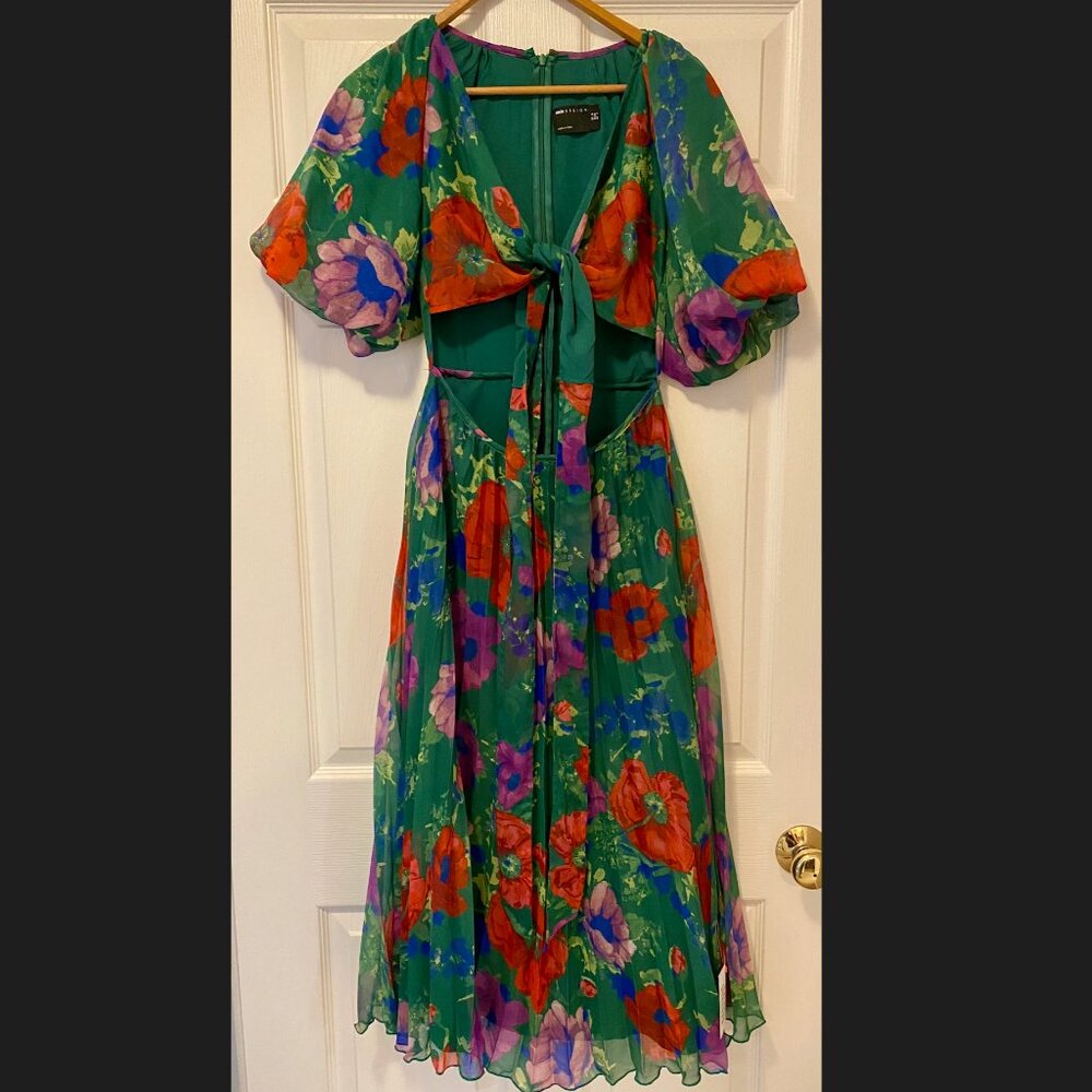 Floral Tie-front midi dress